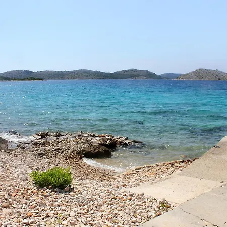 Secluded Fisherman's Cove Suha Punta, Kornati - 8168 *
