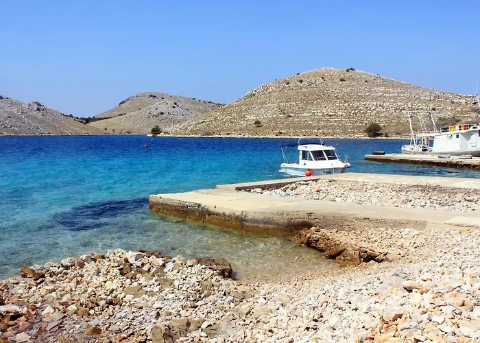 Secluded Fisherman's Cove Suha Punta, Kornati - 8168 * Pinizelic