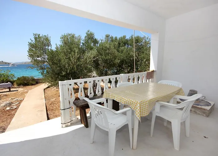 Holiday home Secluded Fisherman's Cove Suha Punta, Kornati - 8168 Pinizelic
